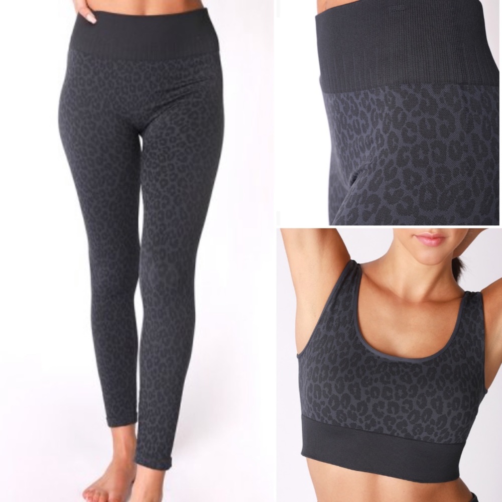 NIKIBIKI Leopard Crop Top & Leggings set -blue ink - Picture 3 of 7